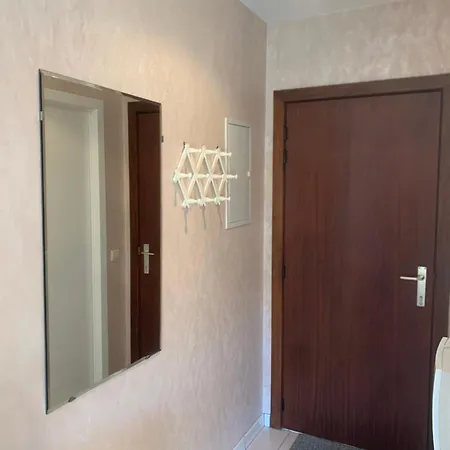 Apartment White Chateau Met Parking En Zonnig Balkon *