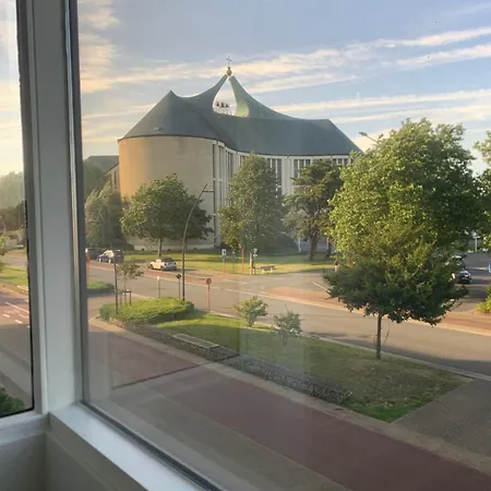 Apartment White Chateau Met Parking En Zonnig Balkon